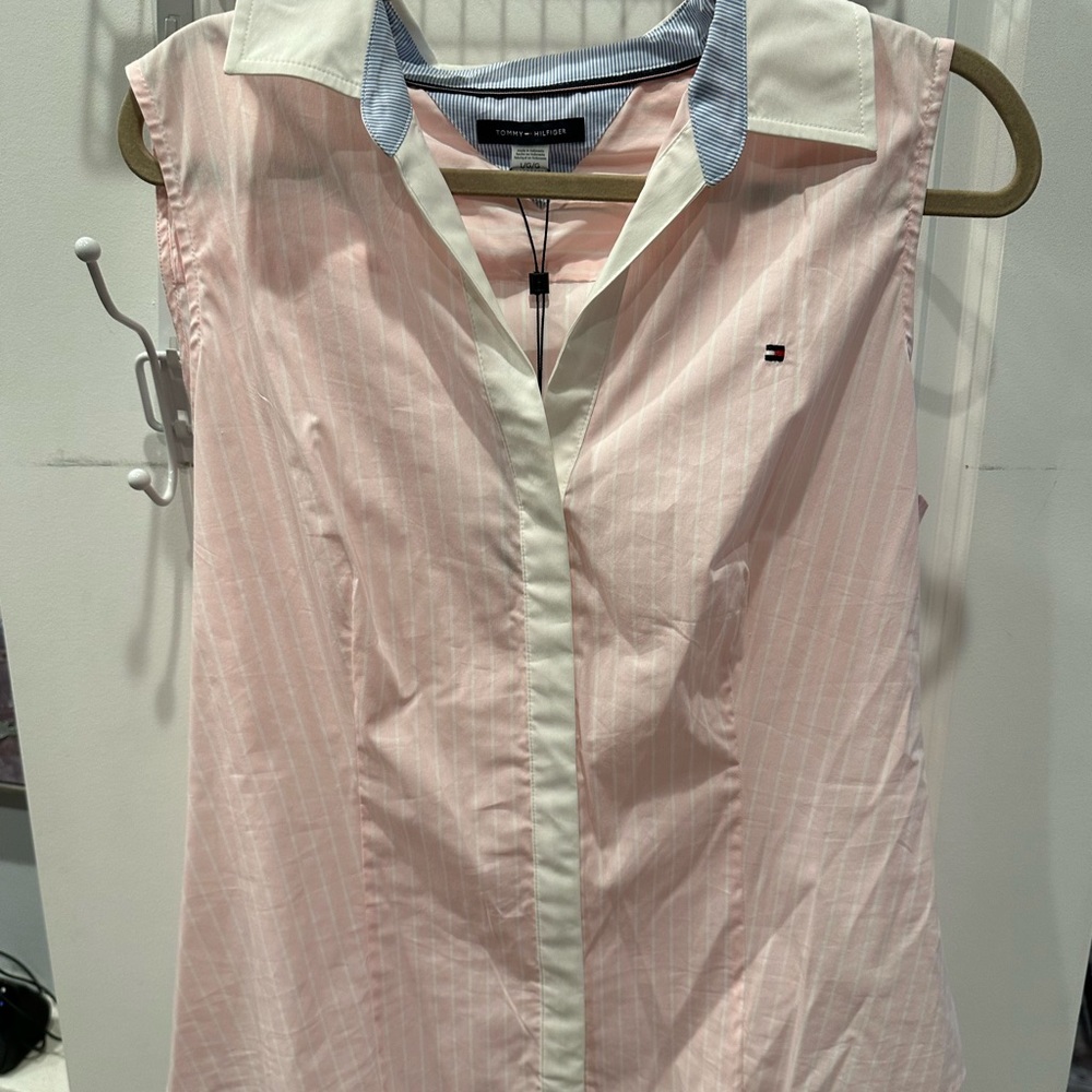 *NEW*Sz L* Tommy Hilfiger* Women’s top